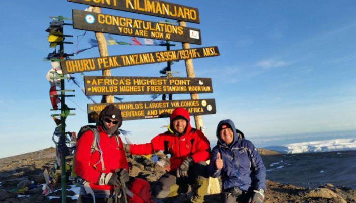WHAT TIME OF DAY IS BEST FOR CLIMBING KILIMANJARO?